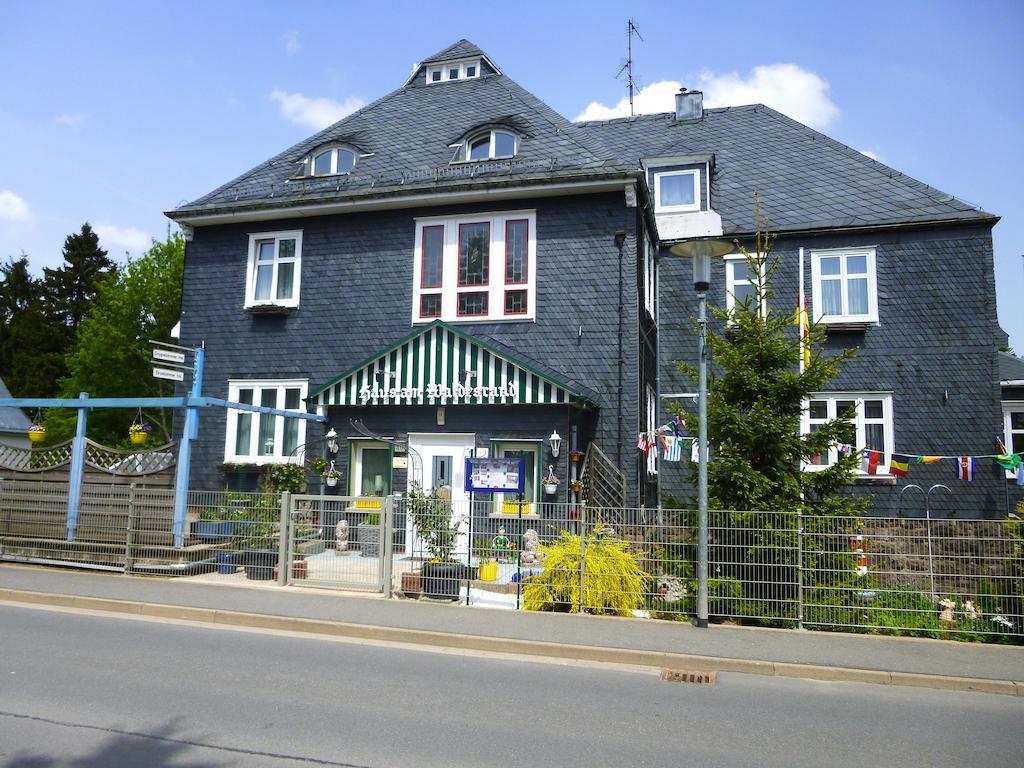 Pension Haus Am Waldesrand Oberhof  Exterior photo